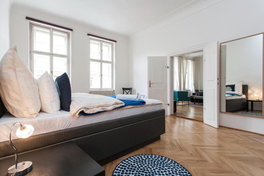 Royal View Apartments Prague Exterior photo