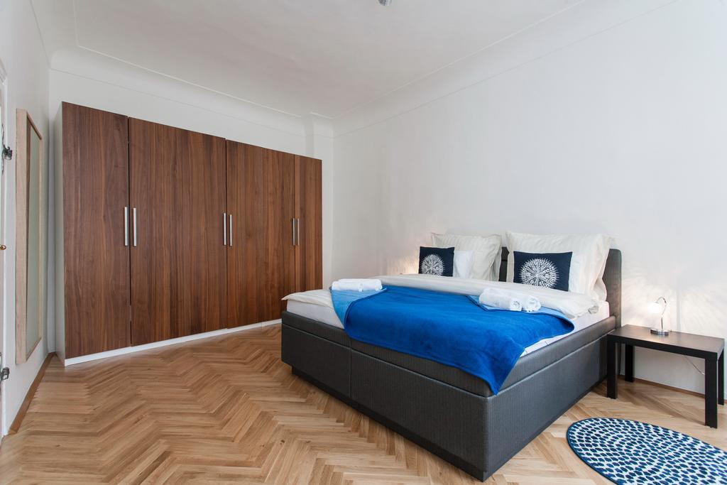 Royal View Apartments Prague Exterior photo
