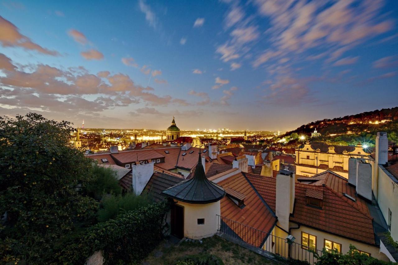 Royal View Apartments Prague Exterior photo