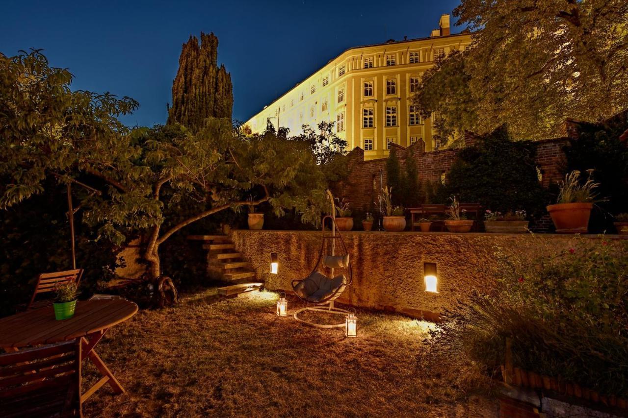 Royal View Apartments Prague Exterior photo