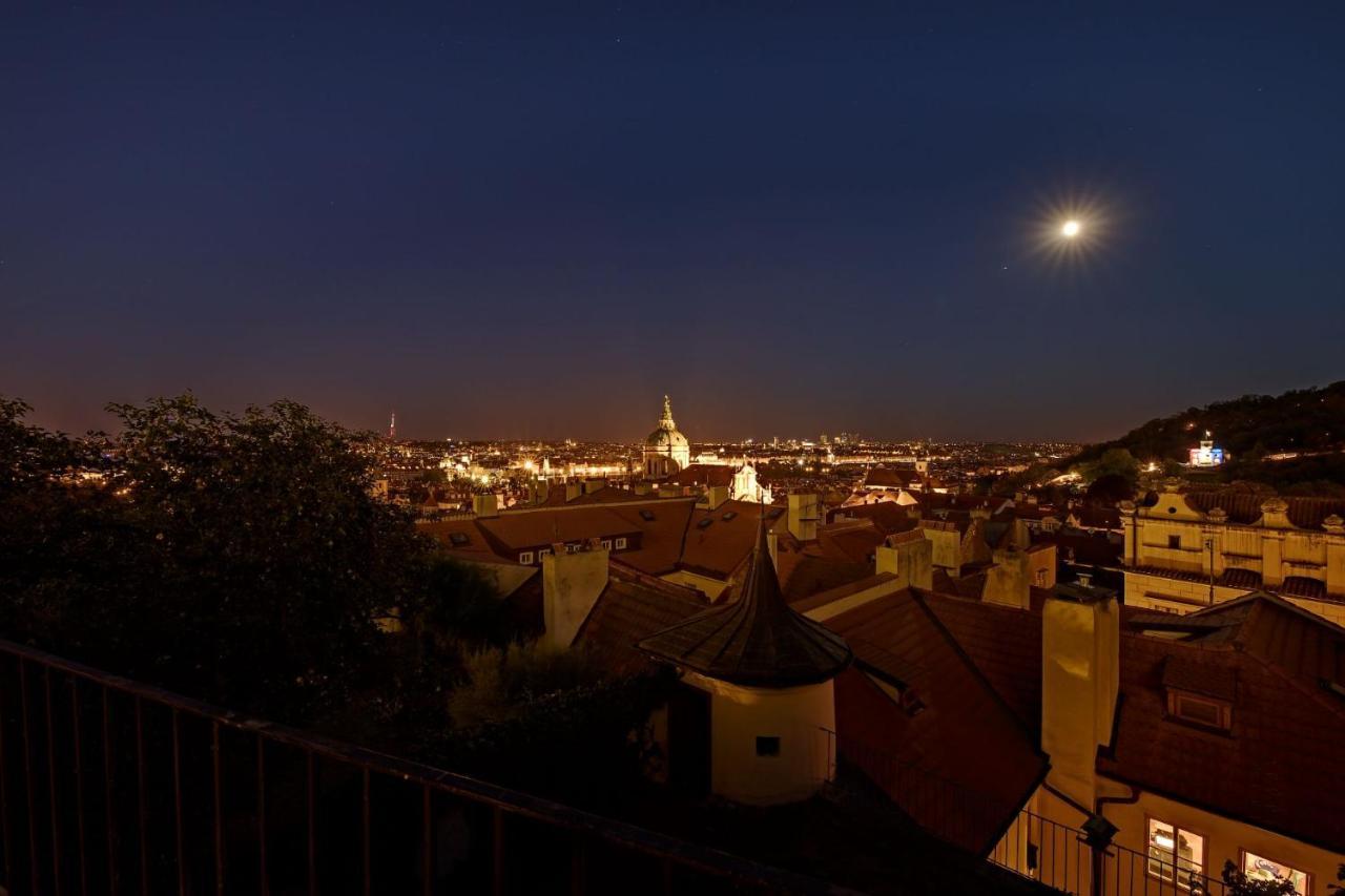 Royal View Apartments Prague Exterior photo