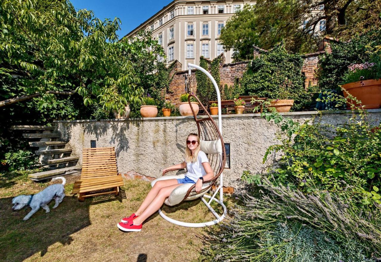Royal View Apartments Prague Exterior photo