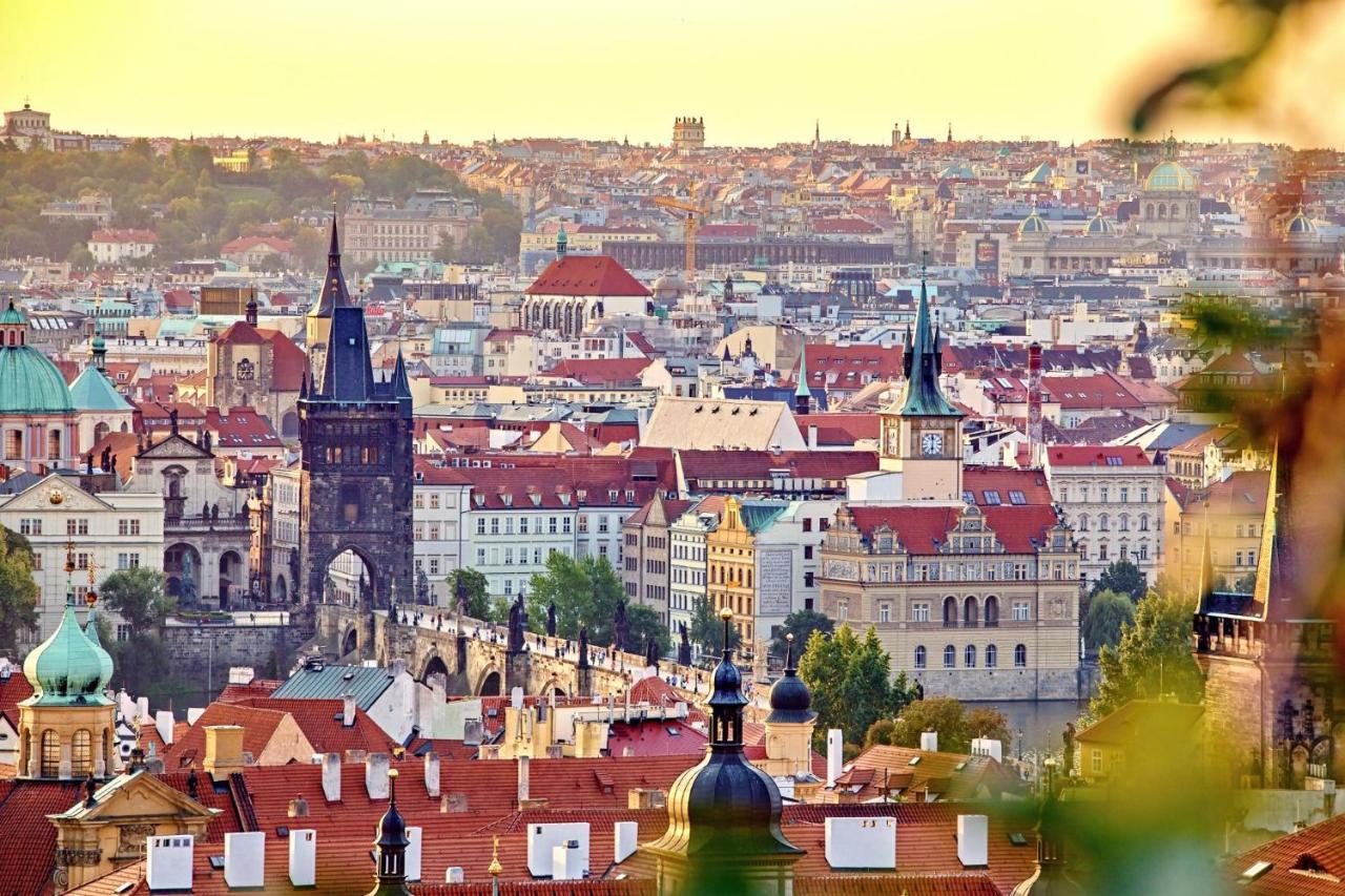 Royal View Apartments Prague Exterior photo
