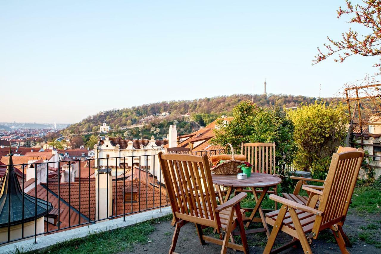 Royal View Apartments Prague Exterior photo