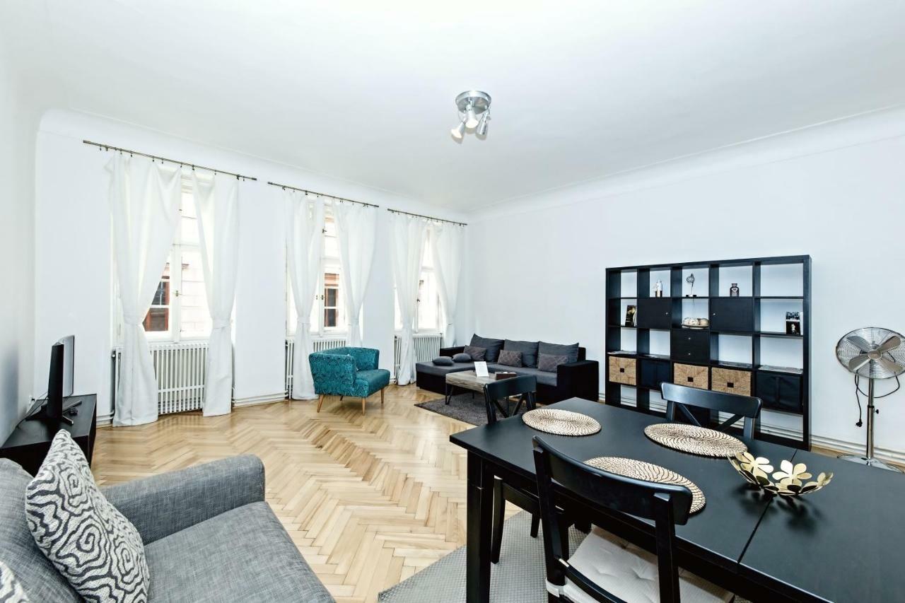 Royal View Apartments Prague Exterior photo