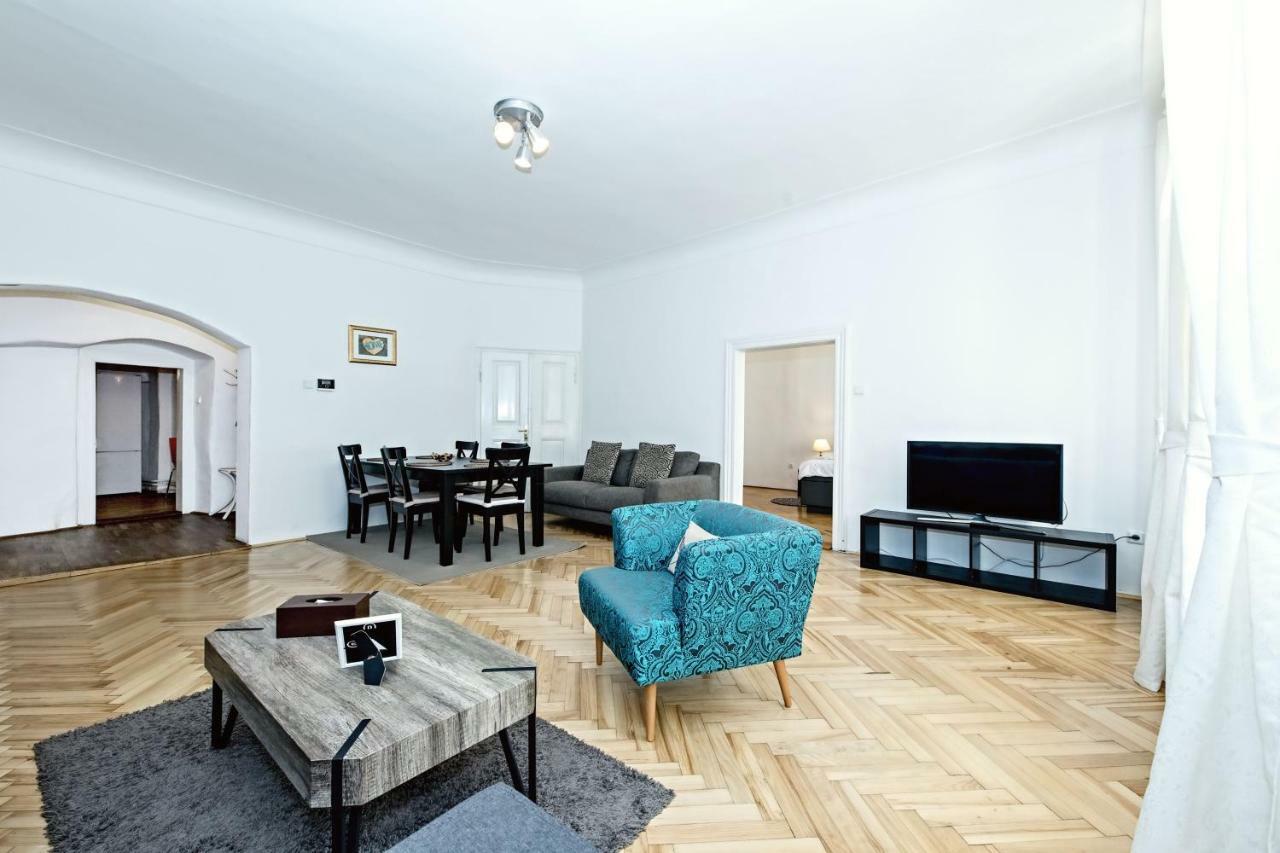 Royal View Apartments Prague Exterior photo